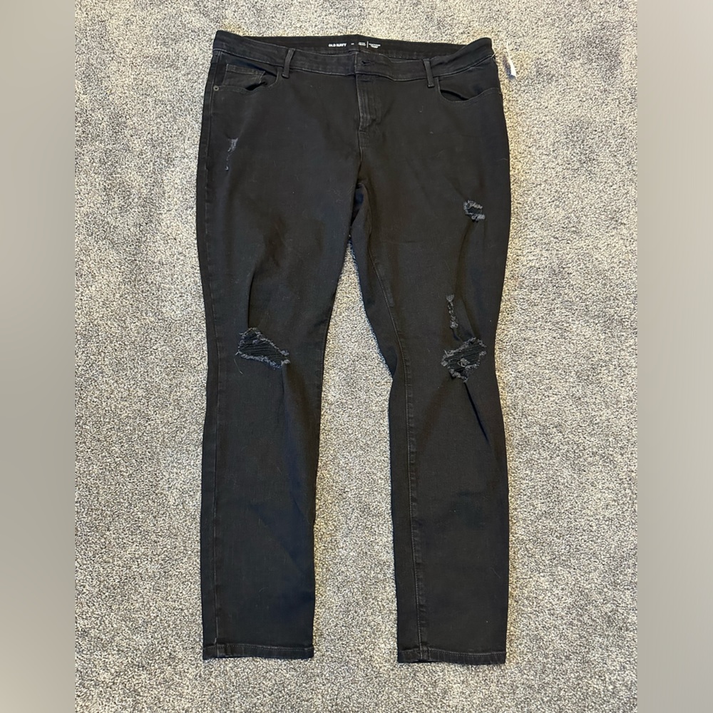 Old Navy Mid Rise Pop Icon Skinny black Jean size 18